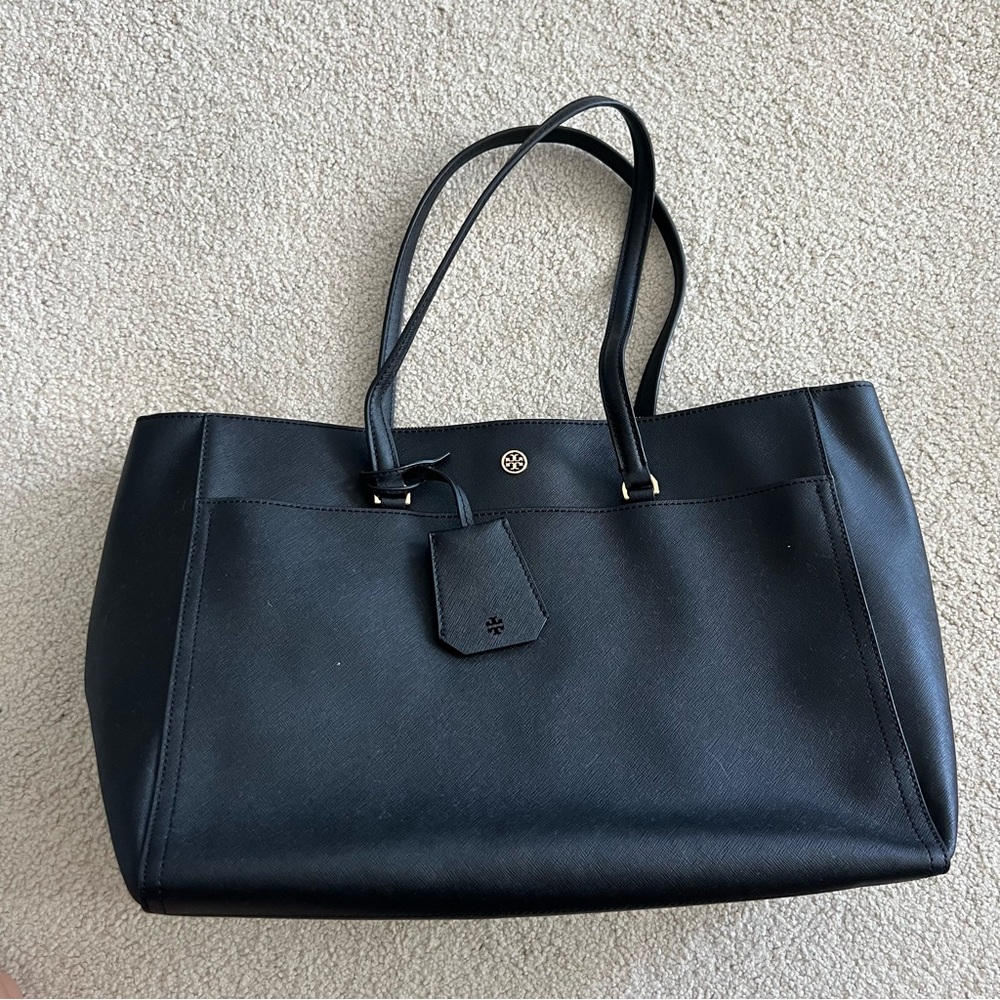 Tory Burch Robinson Leather Tote NWOT
